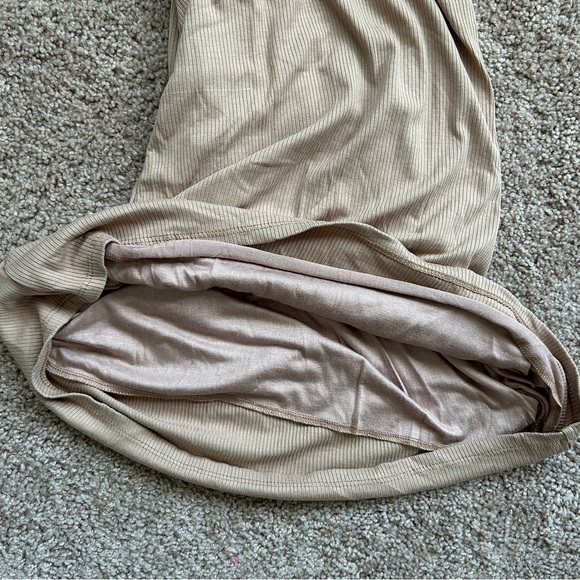 Windsor Looking For The One Basic Long Sleeve Natural Maxi Dress NWT Size Small - Picture 9 of 11